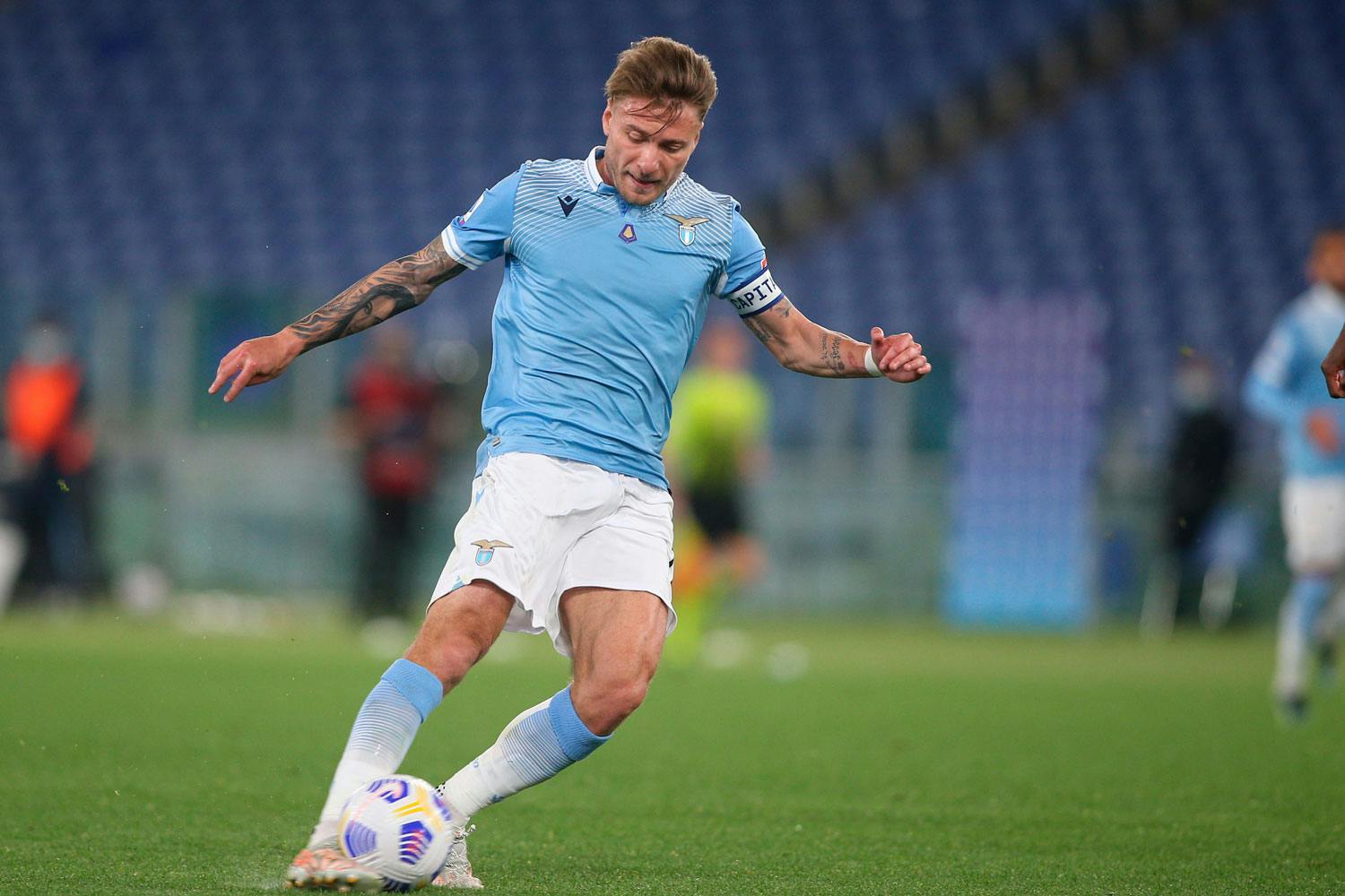 Sportsfoto Bevægelse og intensitet karakterisere ofte et sportsfoto.